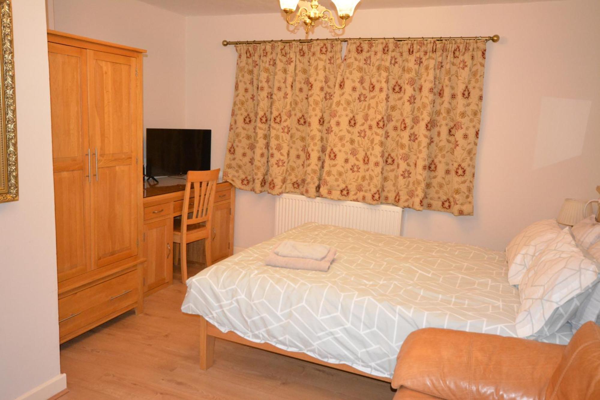 Large Ensuite Room Oxford Exterior photo